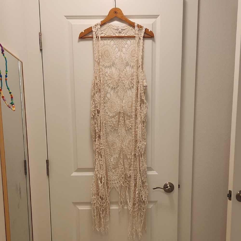 Cato Cream Macramé Shawl
